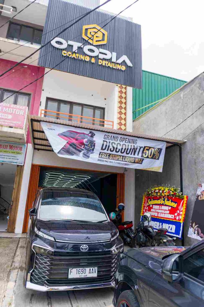otopia karawaci