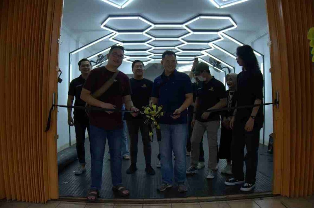 otopia cikarang